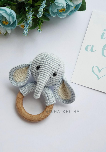 Free Crochet Pattern: Elephant Rattle Amigurumi